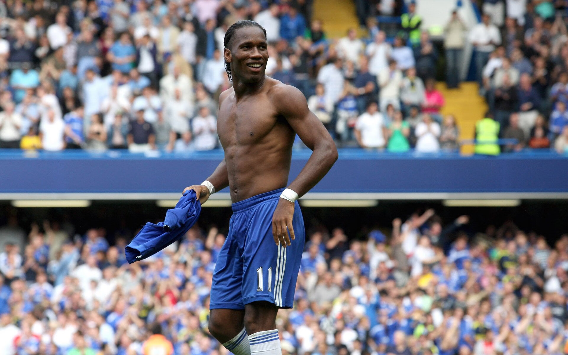 爱游戏中国官方网站平台-五大联赛中场组织效率是否因战术板细节呈现不同结果，五大联赛的打法风格